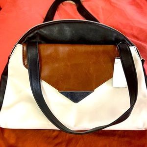 Leather Kenneth Cole Reaction Purse with straps. Brown, black, white